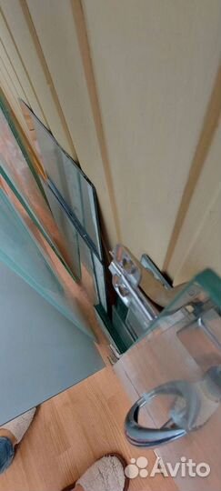 Зеркала,стеклянные полки