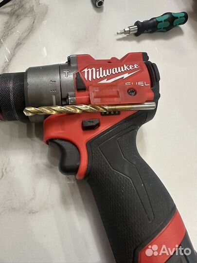 Битодерщатель магнитный milwaukee m12