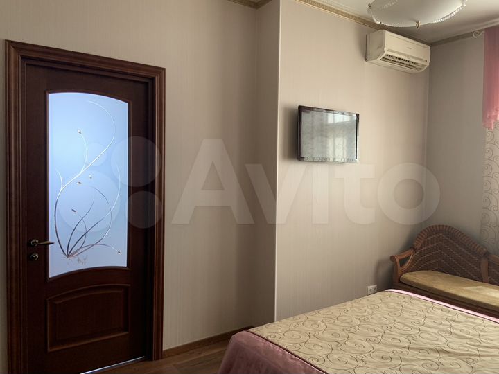 2-к. квартира, 72,9 м², 3/14 эт.