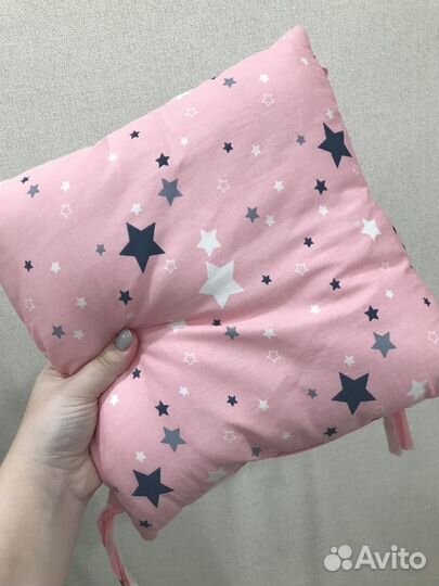 Детская кровать с маятником