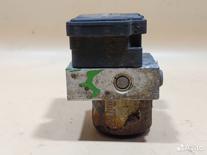 Блок ABS для Mazda 3 2003-2009