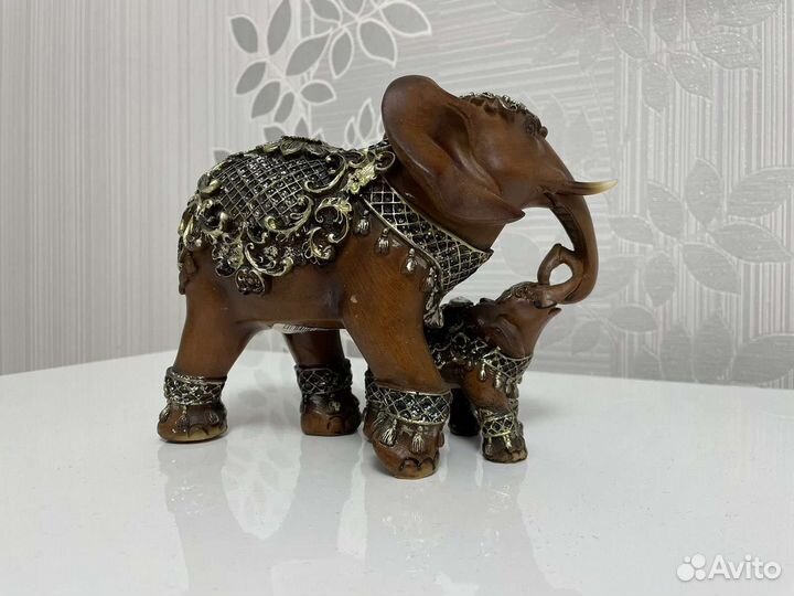 Статуэтки слоники, верблюд