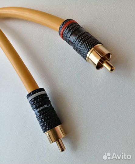 Межблочные кабели Van Den Hul (100 см)