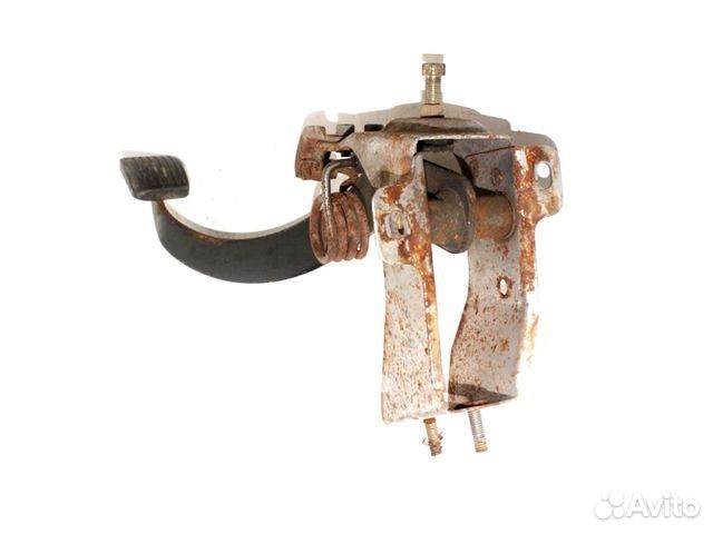 Педаль сцепления Mitsubishi L200