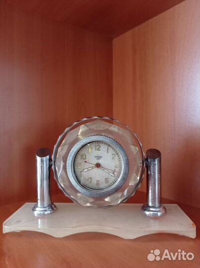 Часы настольные танковые, оргстекло