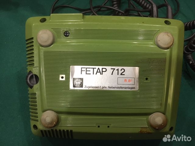 Винтажные телефоны 2шт и полка, тел.-факс