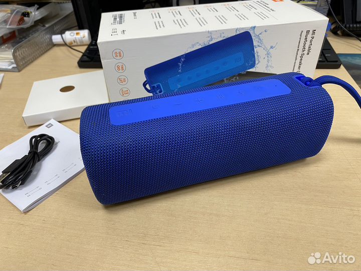 Колонка Xiaomi Mi Portable Bluetooth Speaker