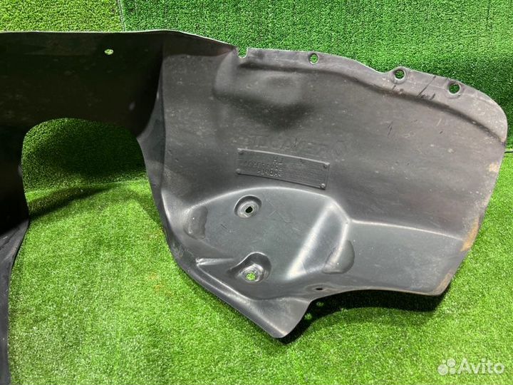 Подкрылок задний левый Renault Duster кроссовер