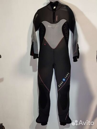 Костюм для дайвинга