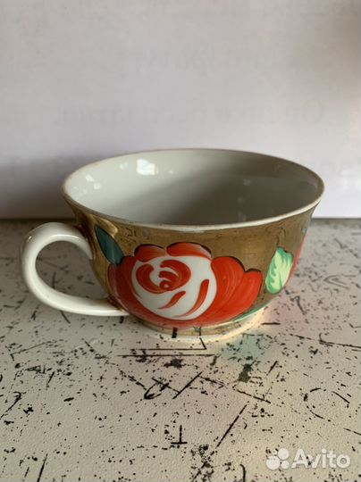Чашка и сахарница