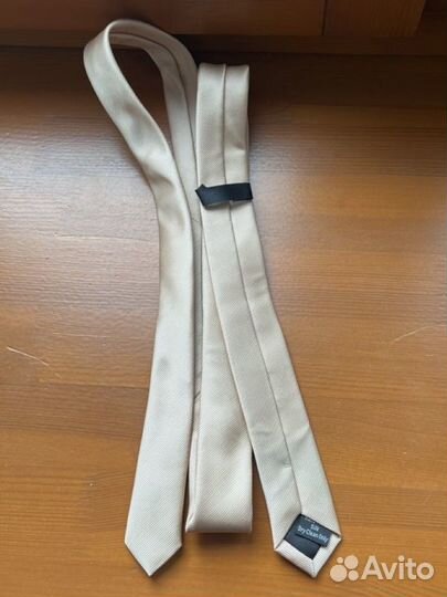 Галстук бежево-кремовый