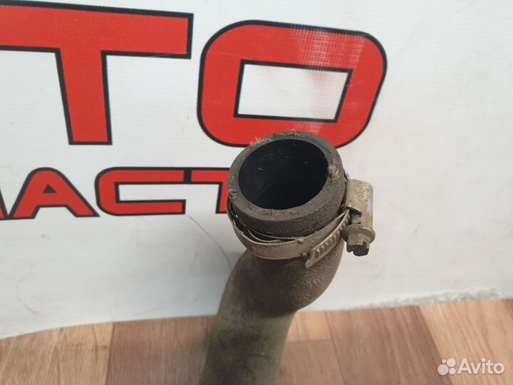 Патрубок радиатора Peugeot 408