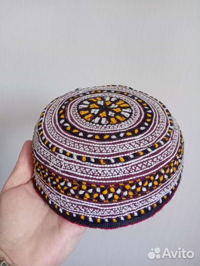 Туркменская тюбетейка тахья