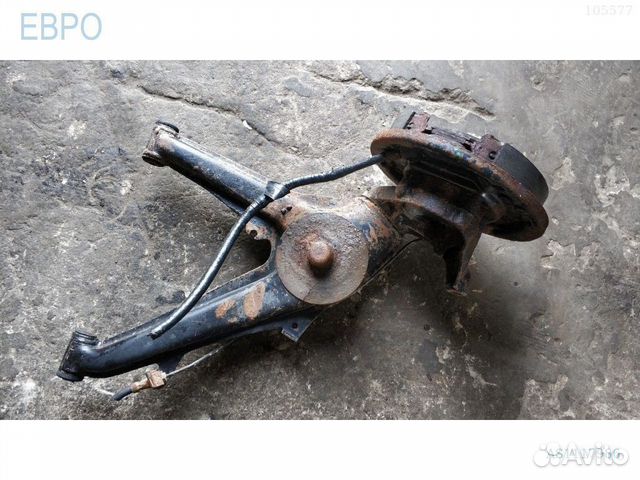 Цапфа / поворотный кулак передняя правая BMW E30 s1117986