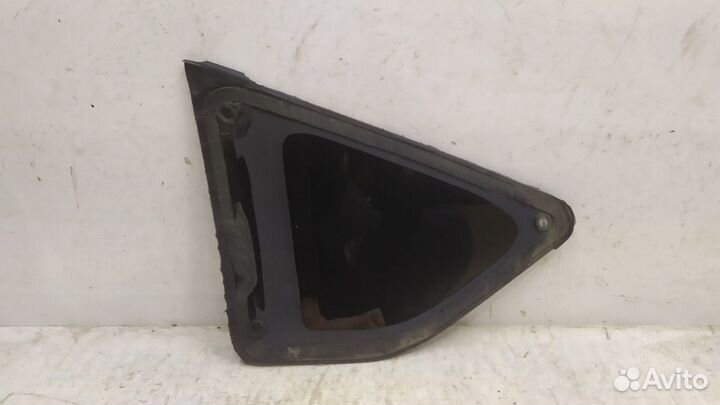 Стекло кузова заднее правое Toyota Rav4 XA40