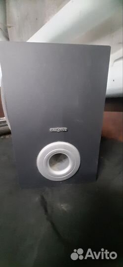 Колонка сабвуфер