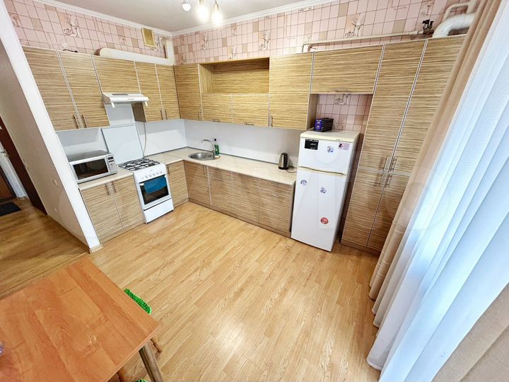 1-к. квартира, 50 м², 2/9 эт.