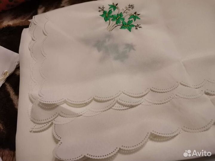 Скатерть с салфетками