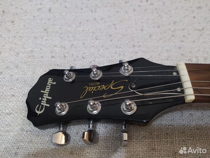 Электрогитара Epiphone