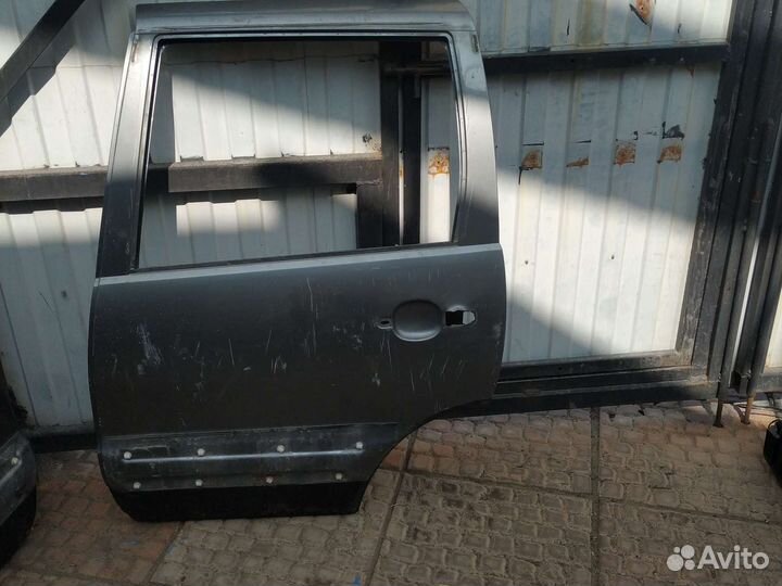 Двери шевралет Нива