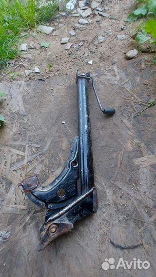 Домкрат бмв е34