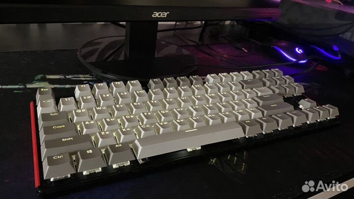 Кастомная механическая клавиатура hexgears GK707