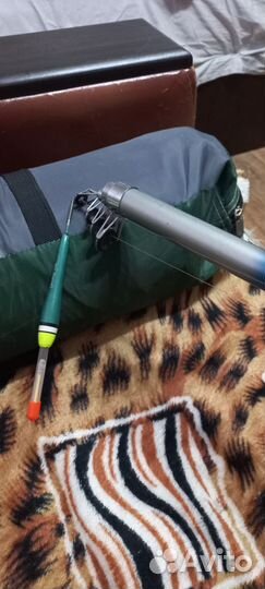 Палатка туристическая 4 местная