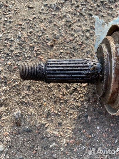 Полуось (привод) левая LADA Kalina