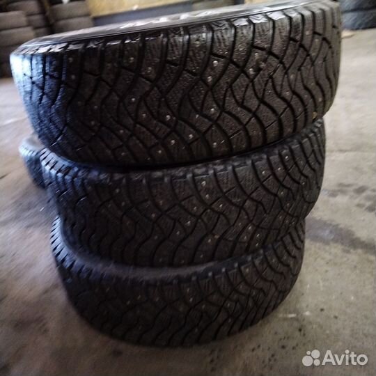 Dunlop SP Winter Ice 03 205/65 R16 99T