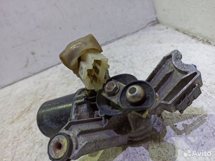 Моторчик стеклоочистителя передний