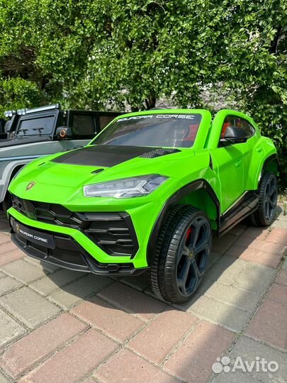 Детский электромобиль