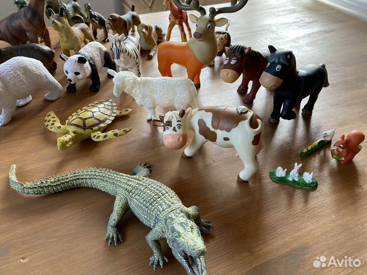 Фигурки животных пакетом