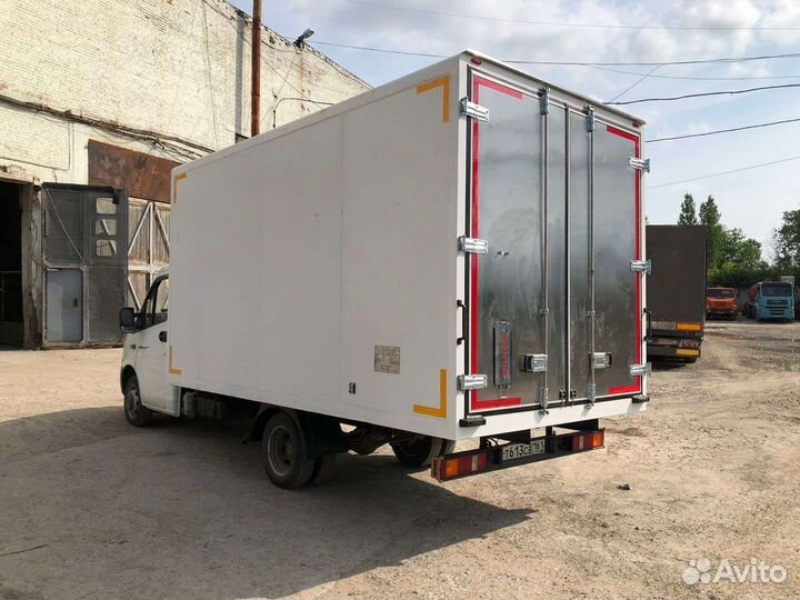 Ремонт ворот рефрижераторов изготовление новых