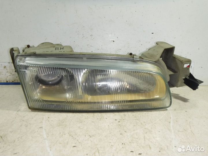 Фара правая Mazda 626 GE