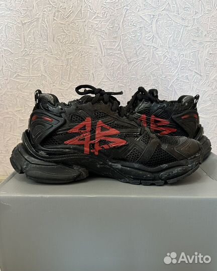 Balenciaga runner graffiti оригинал