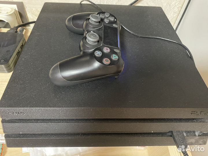 Sony playstation 4 PS4 pro 1tb с играми