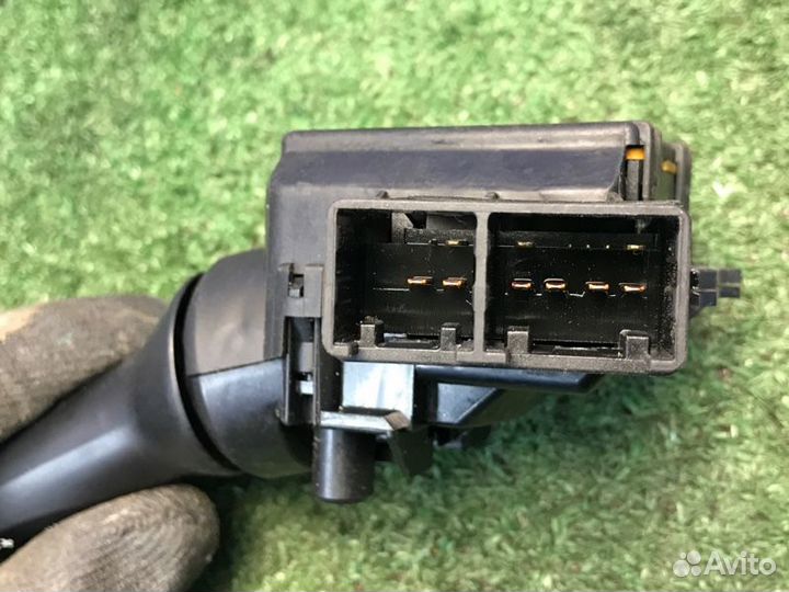 Переключатель стеклоочистителей Toyota Camry XV40