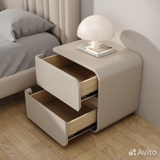 Прикроватные тумбы набор в наличии