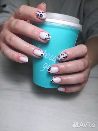 Мастер маникюра и педикюра