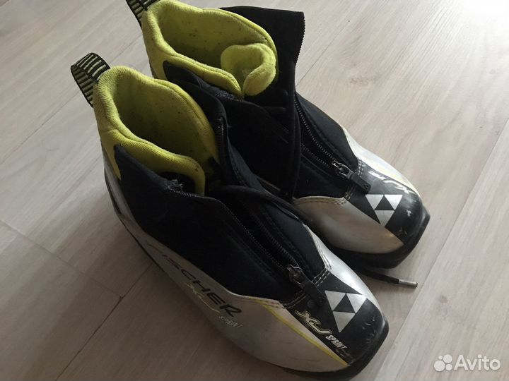 Лыжные ботинки fischer р.35