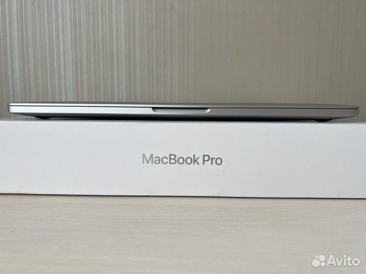 Apple MacBook pro 13 (2020)