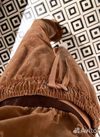 Костюм dolce gabbana женский