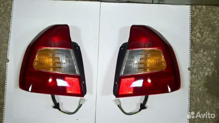 Задние фонари правая левая Hyundai Accent Акцент