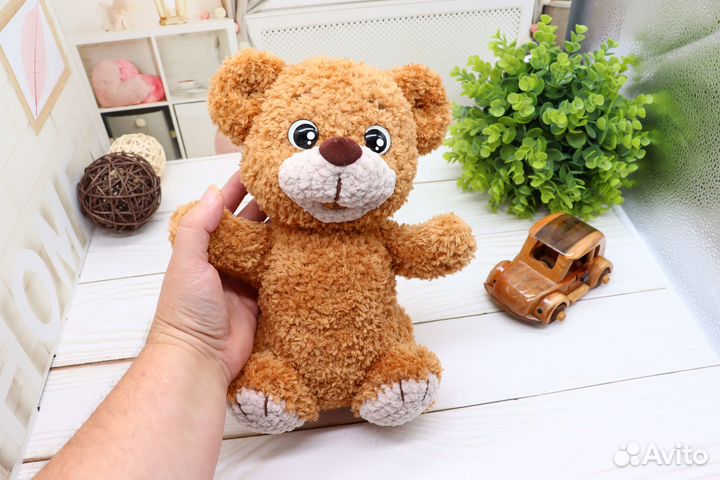 Плюшевый мишка. Вязаная игрушка