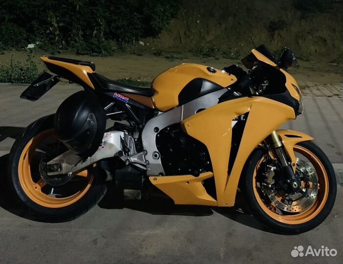 Honda cbr 1000 rr fireblade 2007-2011 пластик