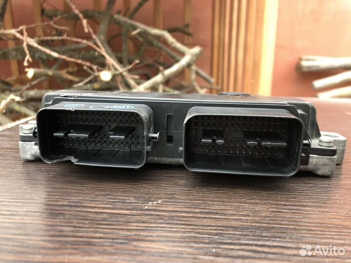 Блок управления двигатeлем Suzuki Grand Vitаrа