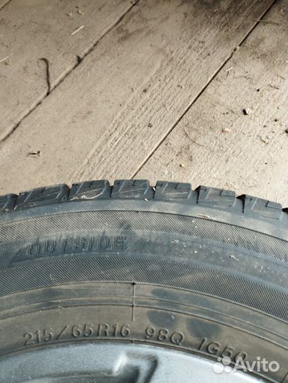 Продаю зимнюю резину с дисками на каптур, дастер
