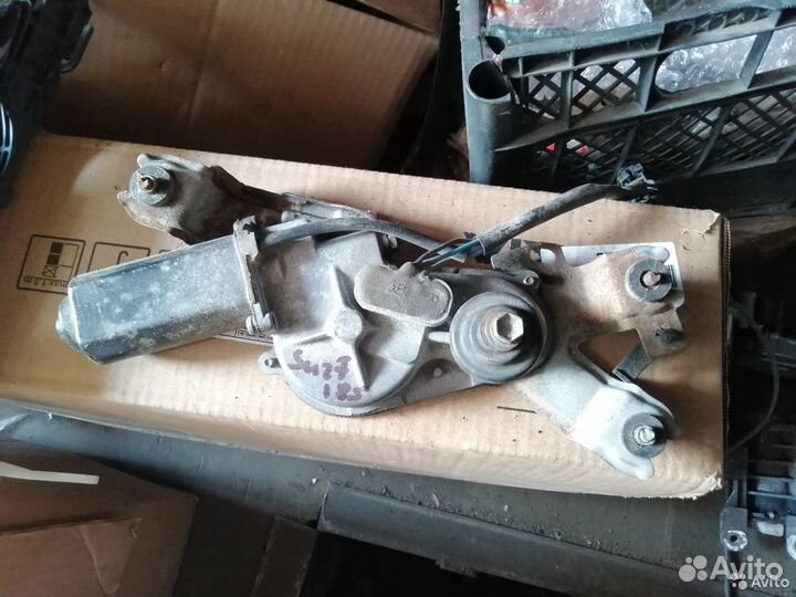 Мотор заднего стеклоочистителя Toyota 4Runner Surf