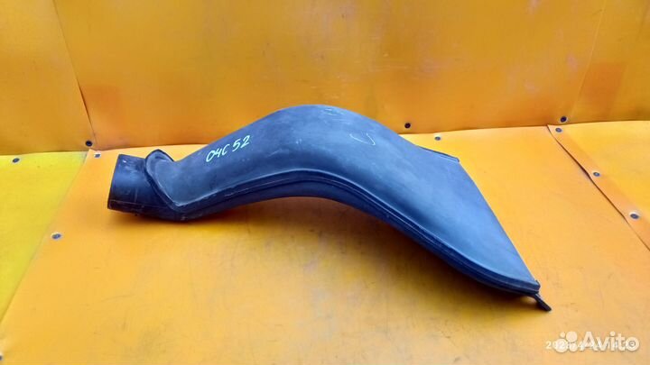 Воздухозаборник для Mitsubishi Carisma