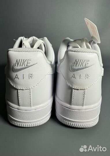 Кроссовки Nike AIR force 1 белые